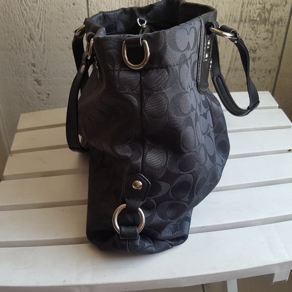 Coach bag with shoulder strap - Picture 8 of 8